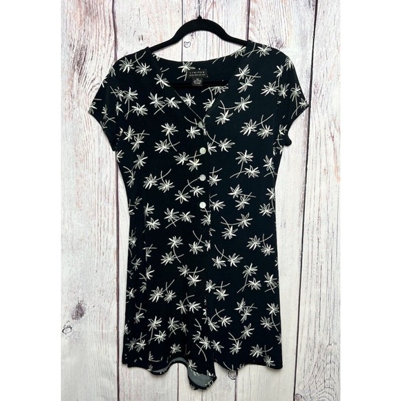 Limited London Paris New York Womens Romper Rayon Black White Floral Summer XS - Picture 1 of 7